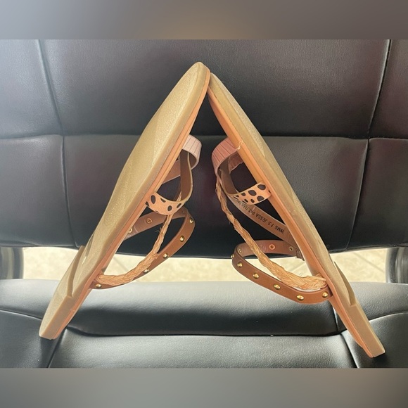 🩴 Dolce Vita Brown Jessa tan Sandals NWT NO BOX - Picture 4 of 8